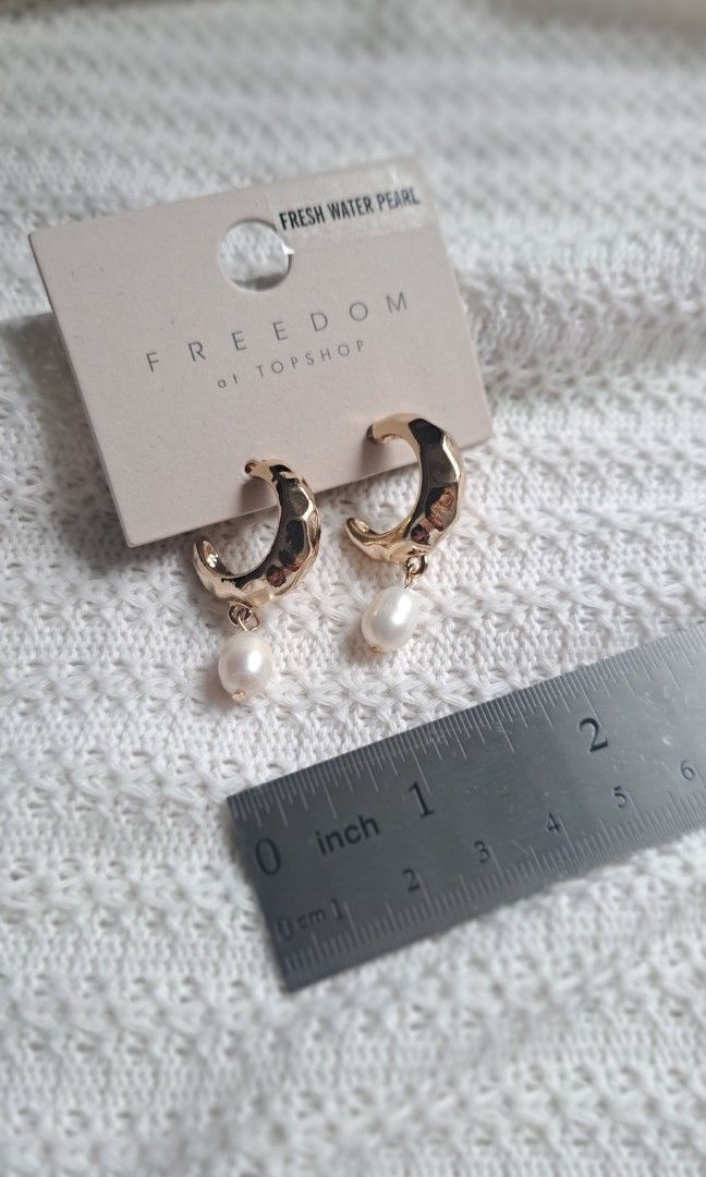 Topshop pearl hoop earrings hot sale