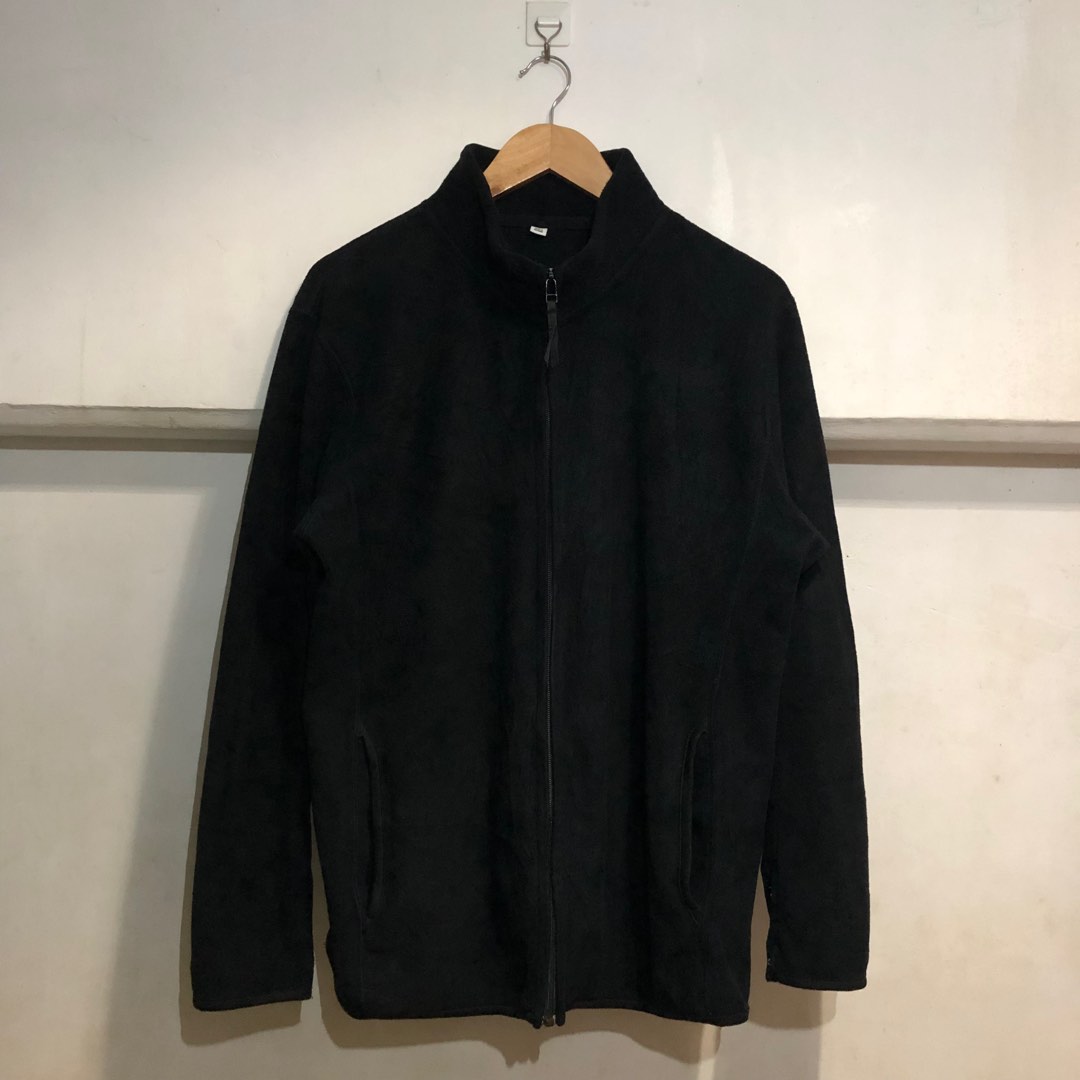 Uniqlo Fleece Jacket on Carousell