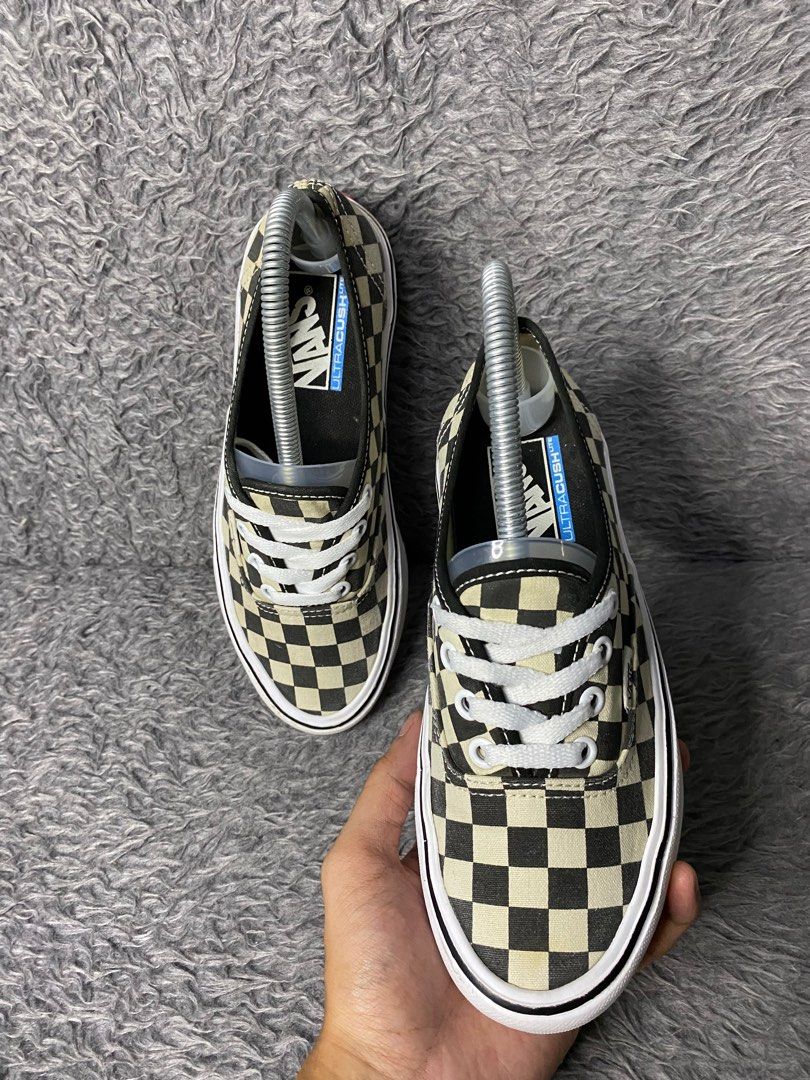 Vans authentic checkerboard ultracush 2025