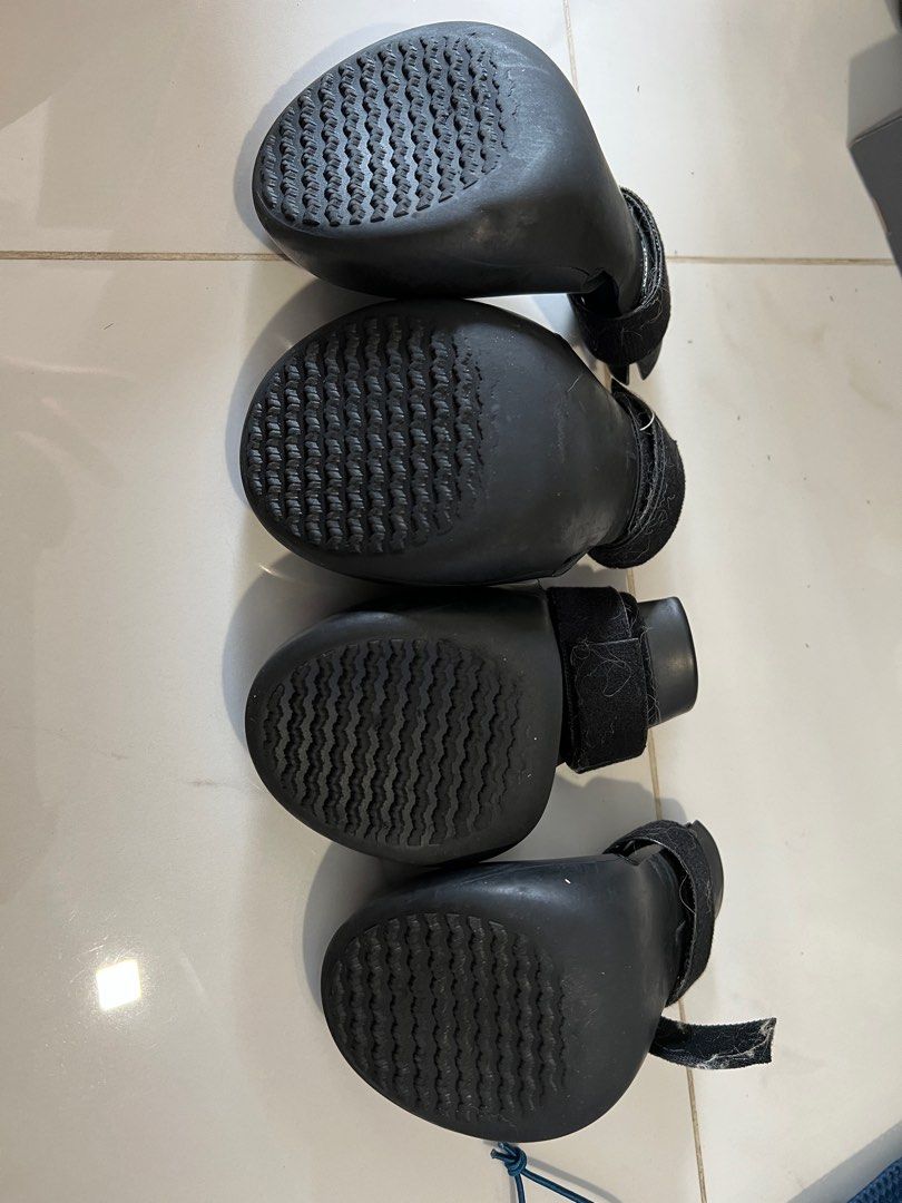 Wagwellies by Wagwear Dog boots L size, Pet Supplies, Homes & Other