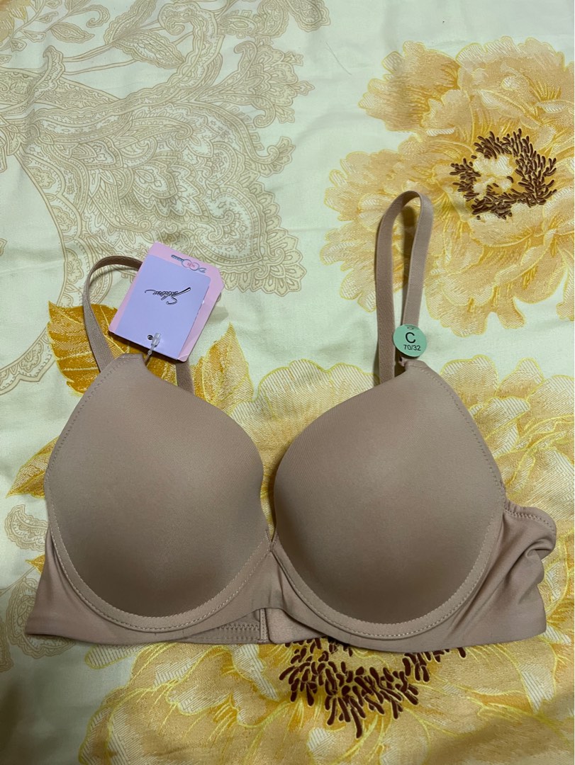 $10 for 2 BMe bras , Women's Fashion, New Undergarments & Loungewear on  Carousell