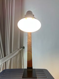 WOOD AND METAL DESK LAMP
