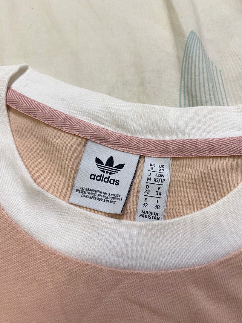 Adidas originals 2025 logo xs