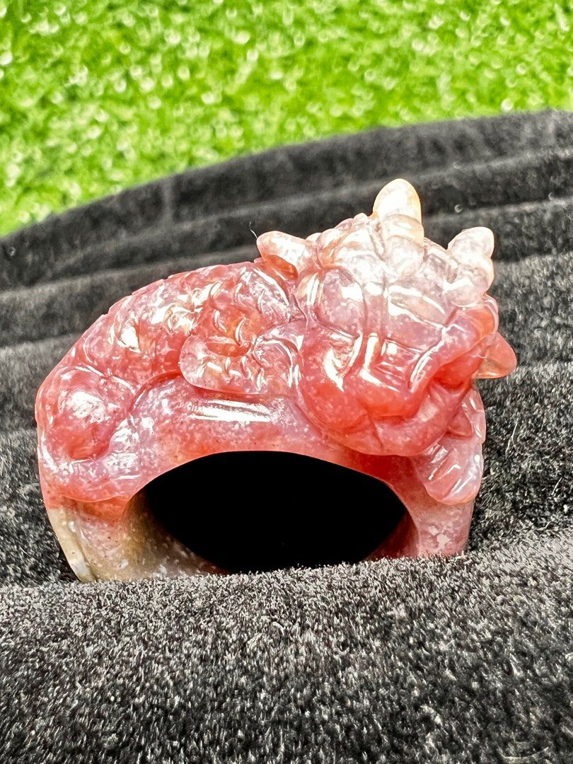 Yan Yuan Agate Red Dragon Ring