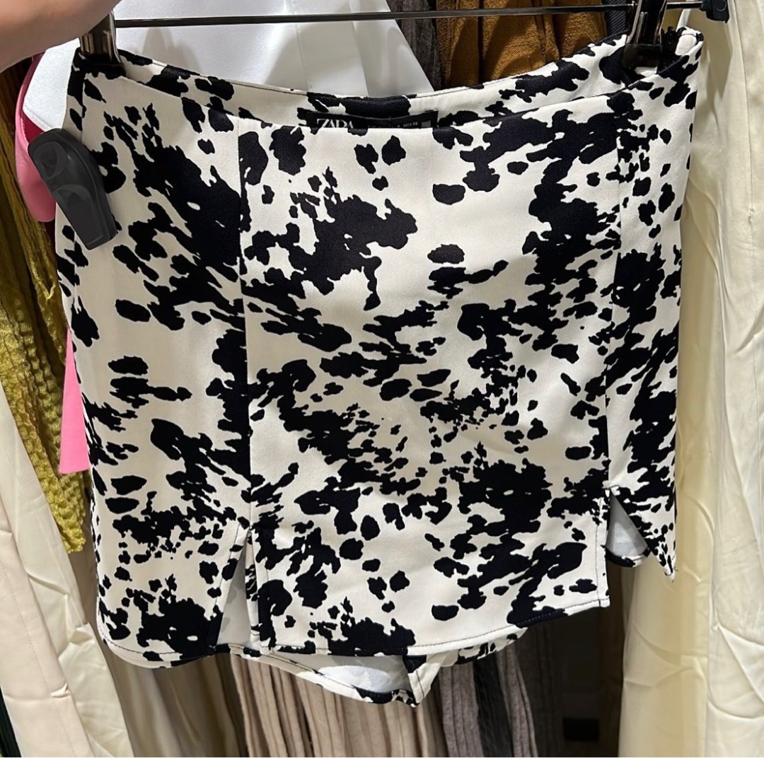 BNWT] ZARA Leopard Print Skort (Size XS), Women's Fashion, Bottoms, Skirts  on Carousell