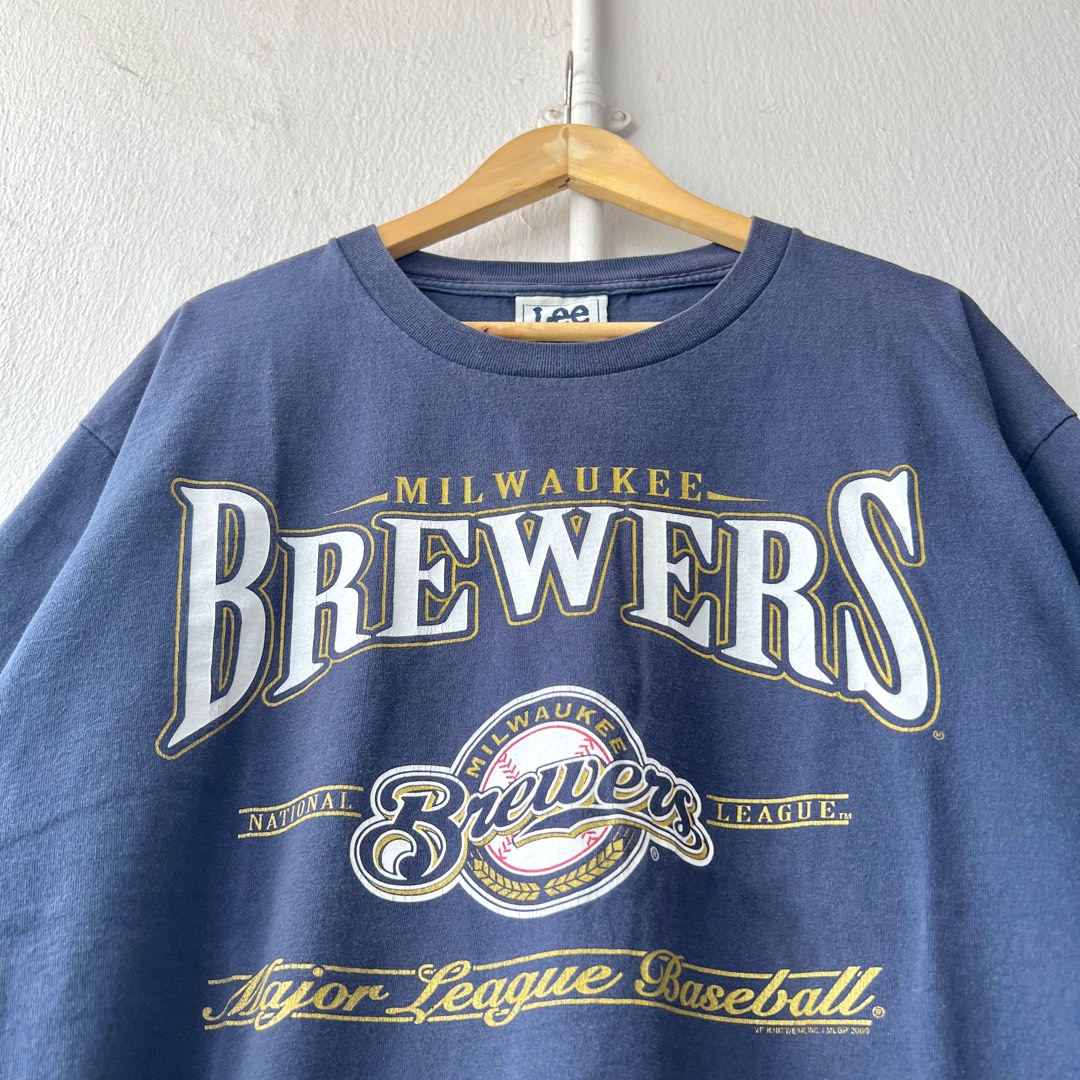 Milwaukee Brewers Mens T Shirt Medium White Blue Gold Embroider Heavy Lee  Sports