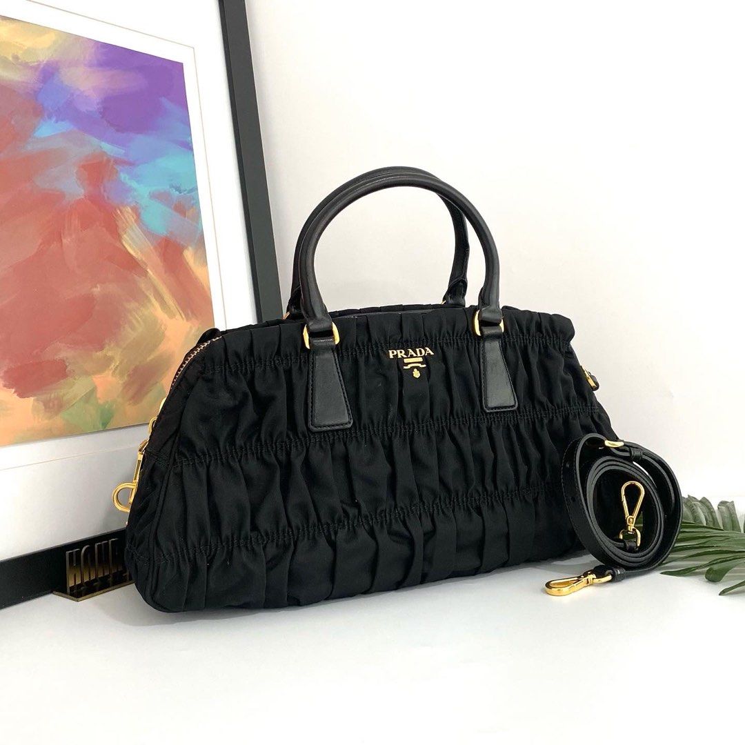 Prada nylon hotsell bag colours