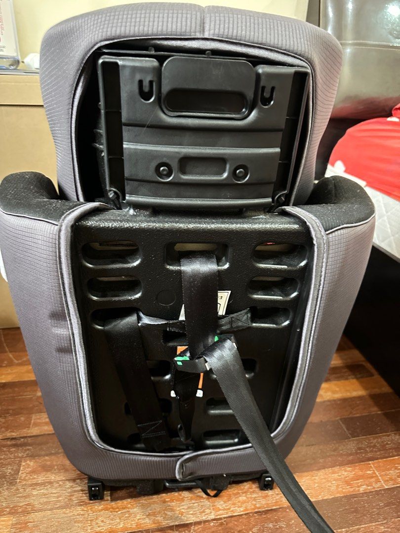 Hybrid titan outlet car seat