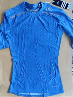 （分類：）位於 。 由 andyleung0919 提交（商品編號 1251729854，圖片 1）。簡介： 。