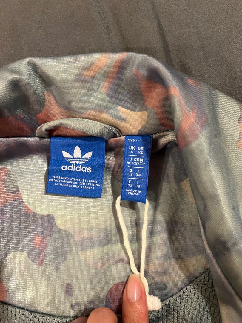 Adidas jacket shop colour illusion