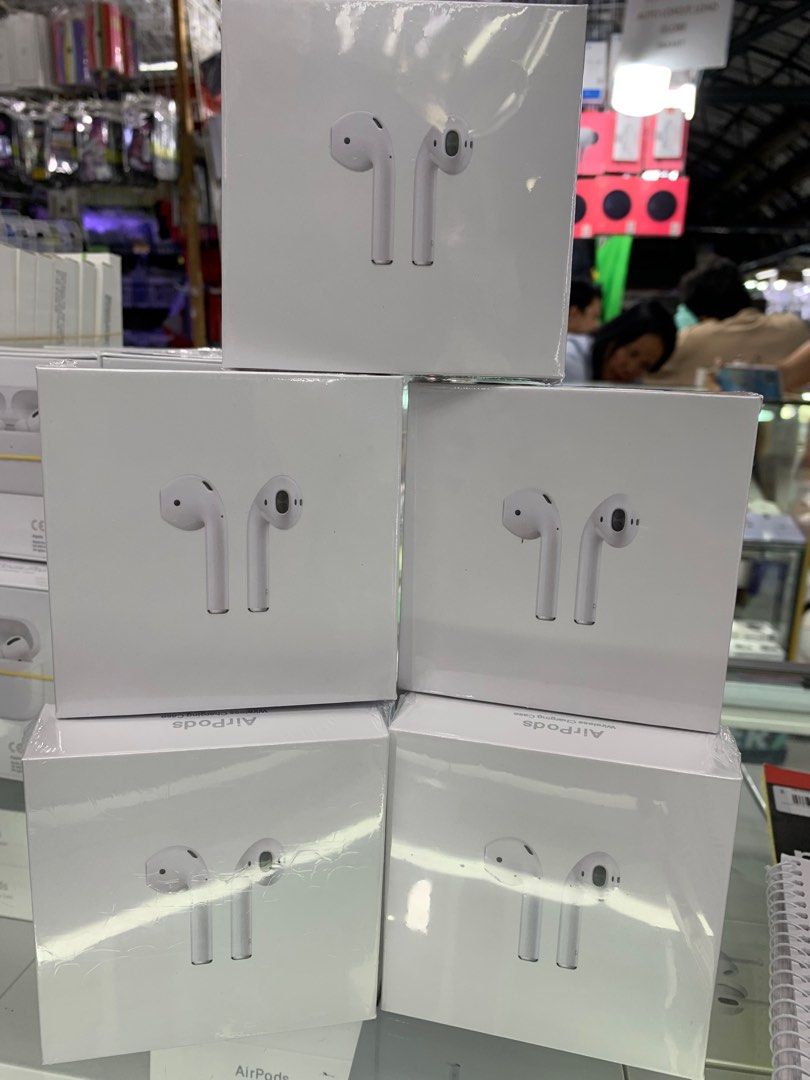 Airpods Gen 2 (Category: Earphones) located in San Juan City. Submitted by ___khaleesi (Listing ID 1251747630, Image 1). Description: pm for more deets.