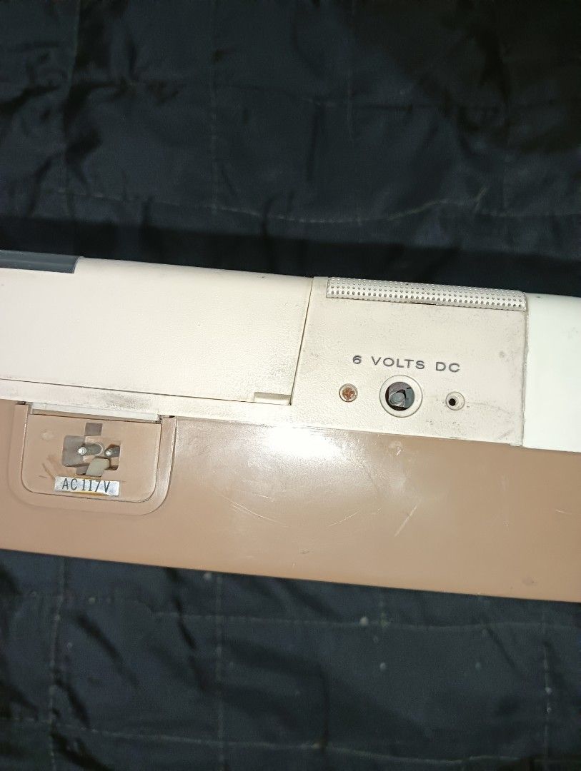 Aiwa TP-716 Reel Recorder (Category: Portable Music Players) located in Antipolo. Submitted by carnagevisors1990 (Listing ID 1251774343, Image 3). Description: with power, umiikot pero kinakain tape AS IS,.