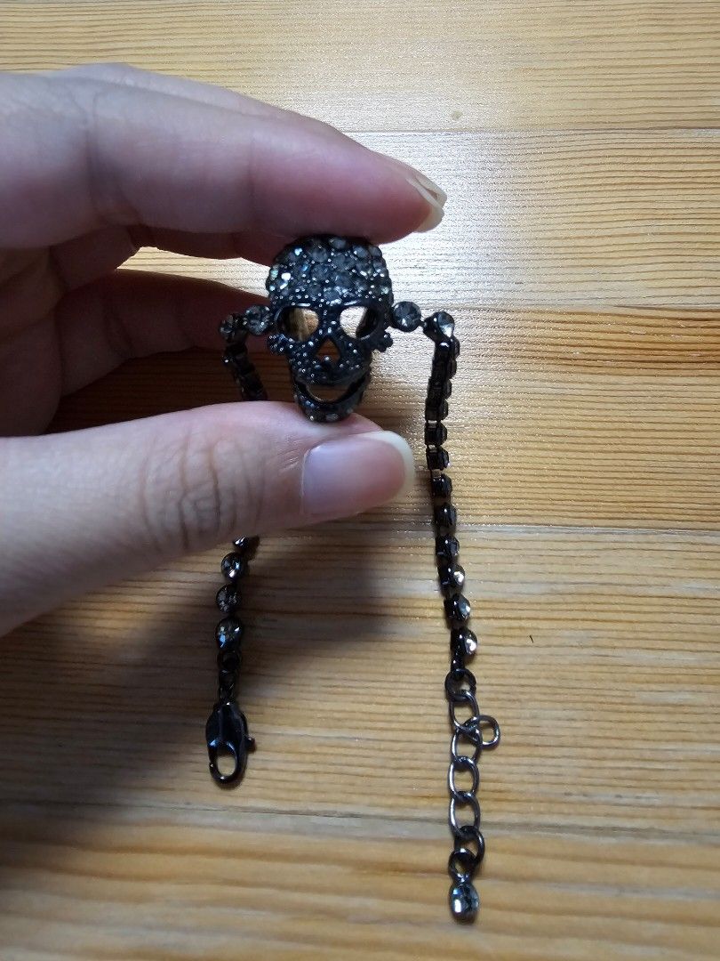 Alexander mcqueen skeleton keychain top