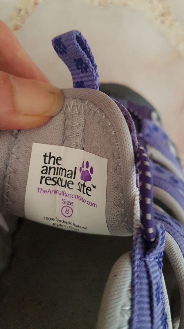 Animal rescue shop sandals