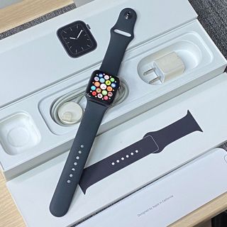 Apple watch series 5 40mm harga outlet