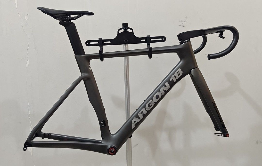 Argon 18 on sale nitrogen disc frameset