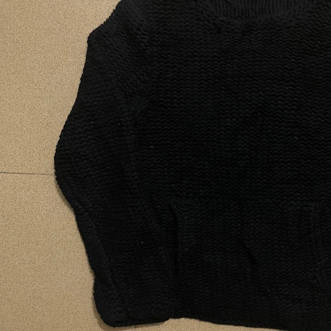 Armani exchange chunky knitted avant garde sweater, Men's Fashion, Coats,  Jackets and Outerwear on Carousell