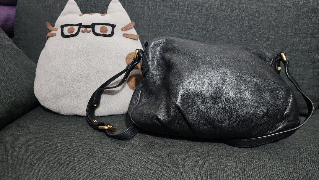 Marc jacob hotsell sling bag original