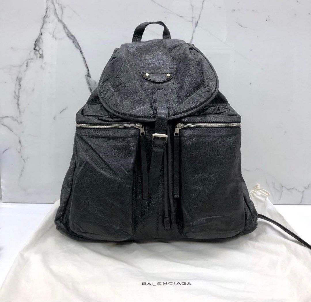 Balenciaga outlet traveler backpack