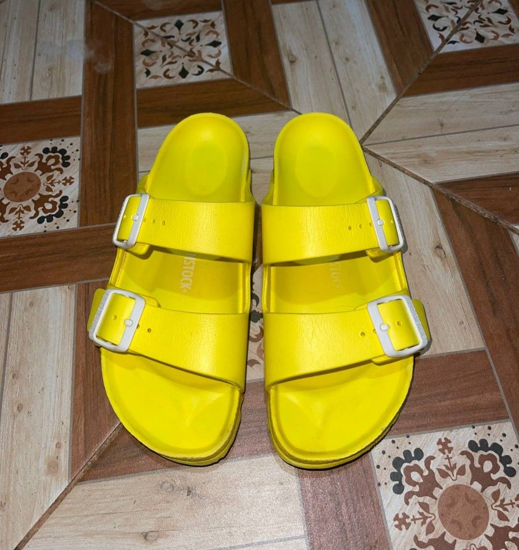 Bright discount yellow birkenstocks
