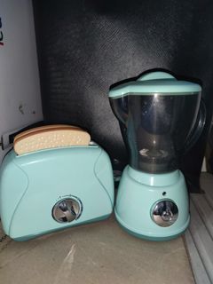 Blender and Toaster pretend toys