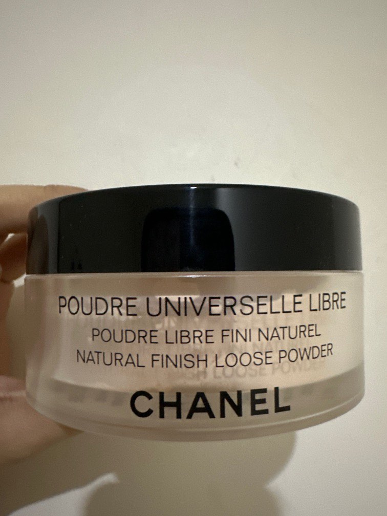 BNIB Chanel powder universelle libre natural finish loose