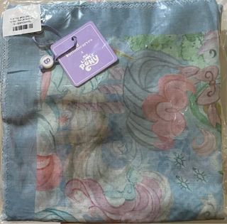 Buttonscarves Square (as is)