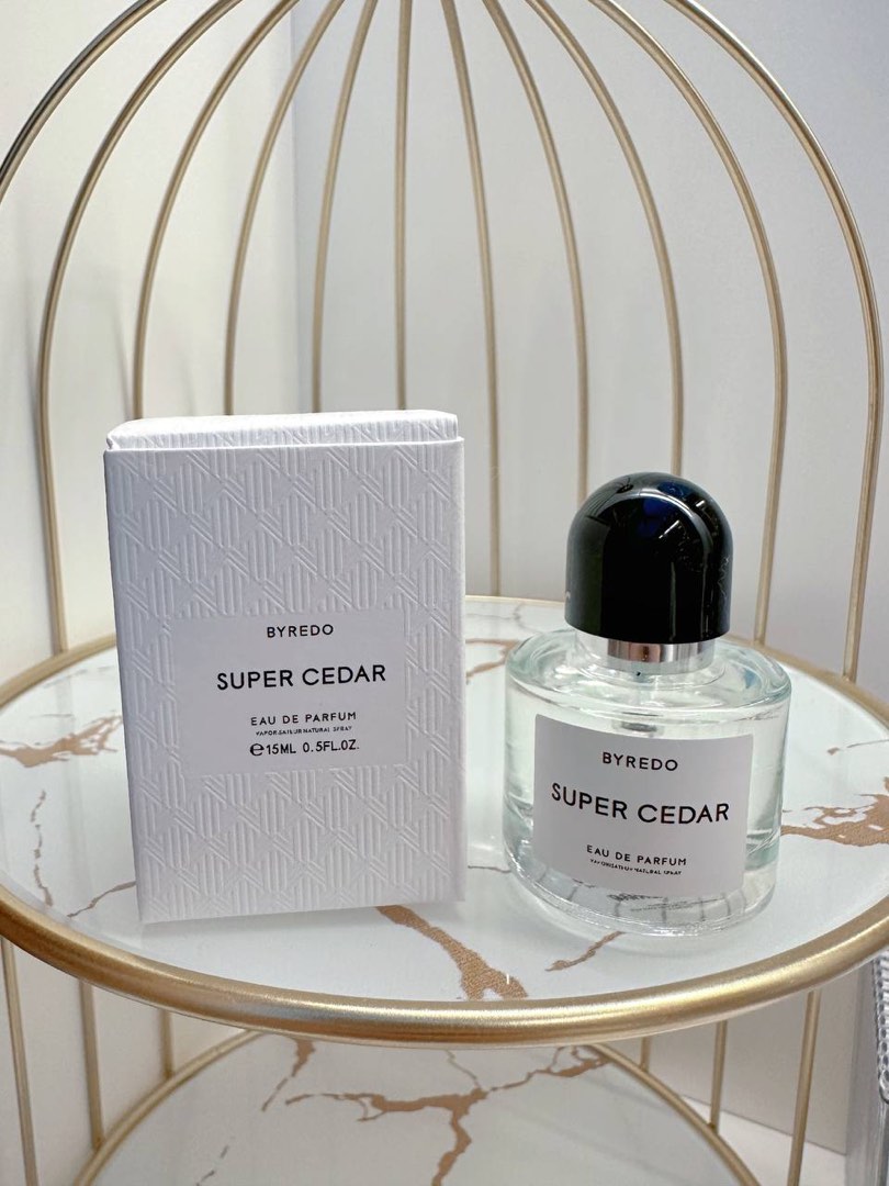 Byredo super cedar eau de 2025 parfum
