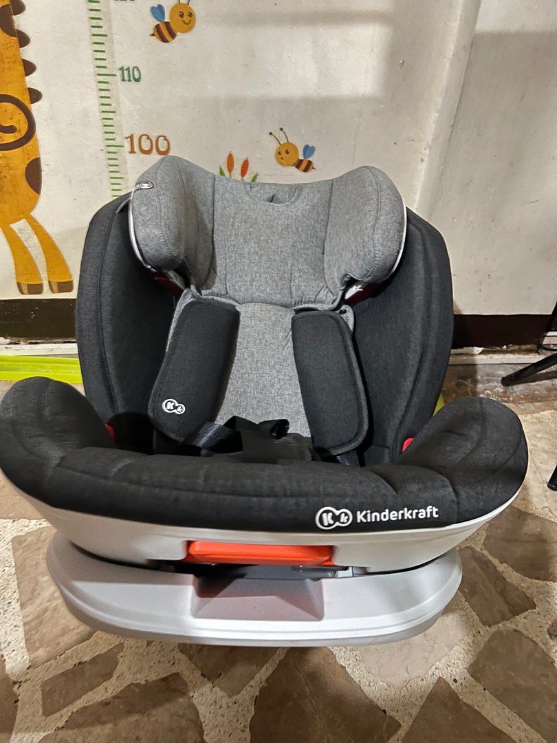 Car Seat for 6 months to 5 yrs old, Babies & Kids, Going Out, Car Seats