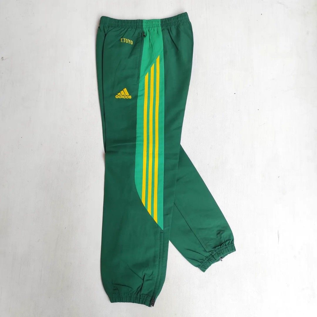 Celana Training Adidas size 28 30 Olah Raga Baju Olahraga di
