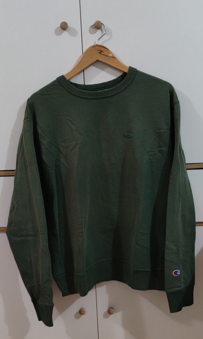 Champion sweater pacsun 80 deals