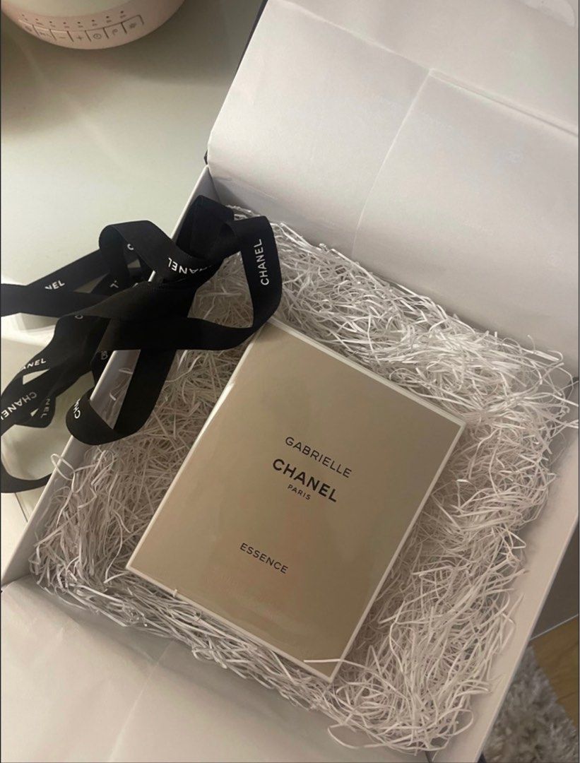 CHANEL Gabrielle Essence Eau De Parfum Spray 3.4oz / 100ml Authentic Luxury  Original Designer Perfume, Beauty & Personal Care, Fragrance & Deodorants  on Carousell