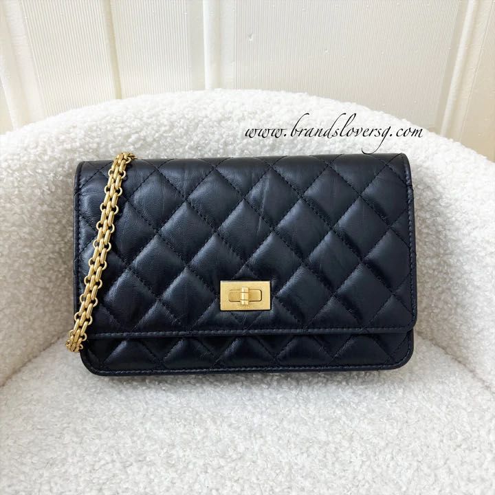 Chanel Reissue Wallet on Chain WOC in Black Distressed Calfskin AGHW,  Luxury, Bags & Wallets on Carousell