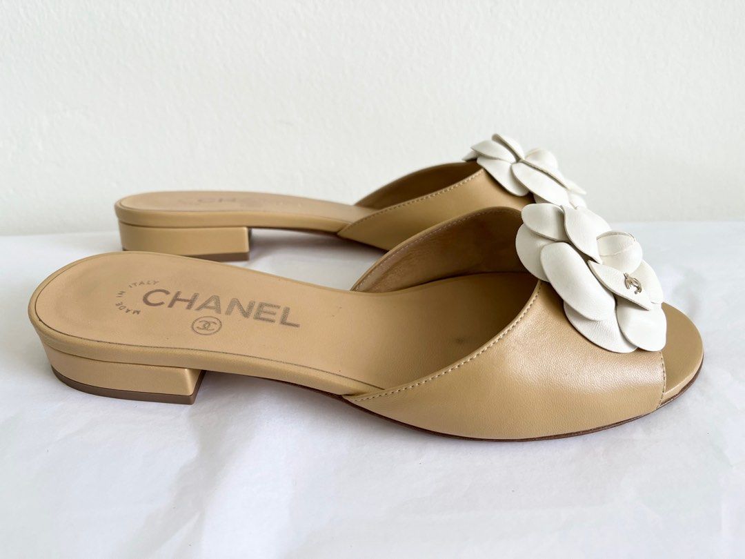 CHANEL shoes Nude Camelia mules size 37.5