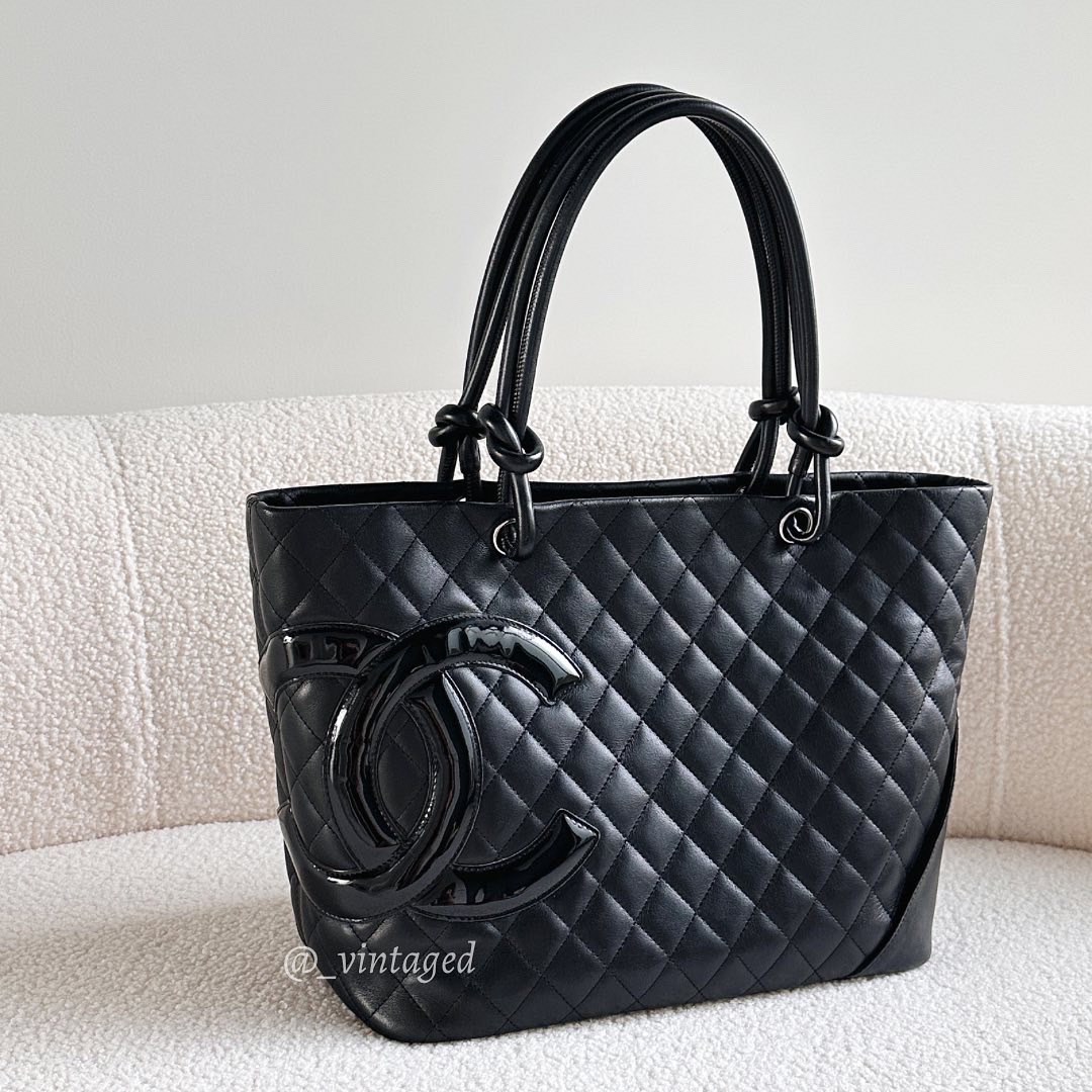 Chanel Vintage Cambon Ligne Zipped Tote Bag in Black Lambskin SHW, Luxury,  Bags & Wallets on Carousell