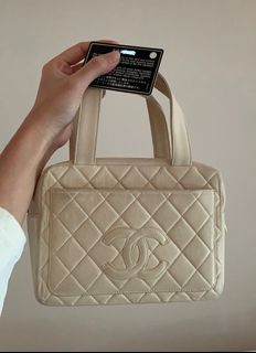 Versace Medusa Sultan Palazzo Gold Evening Flap Bag Interest