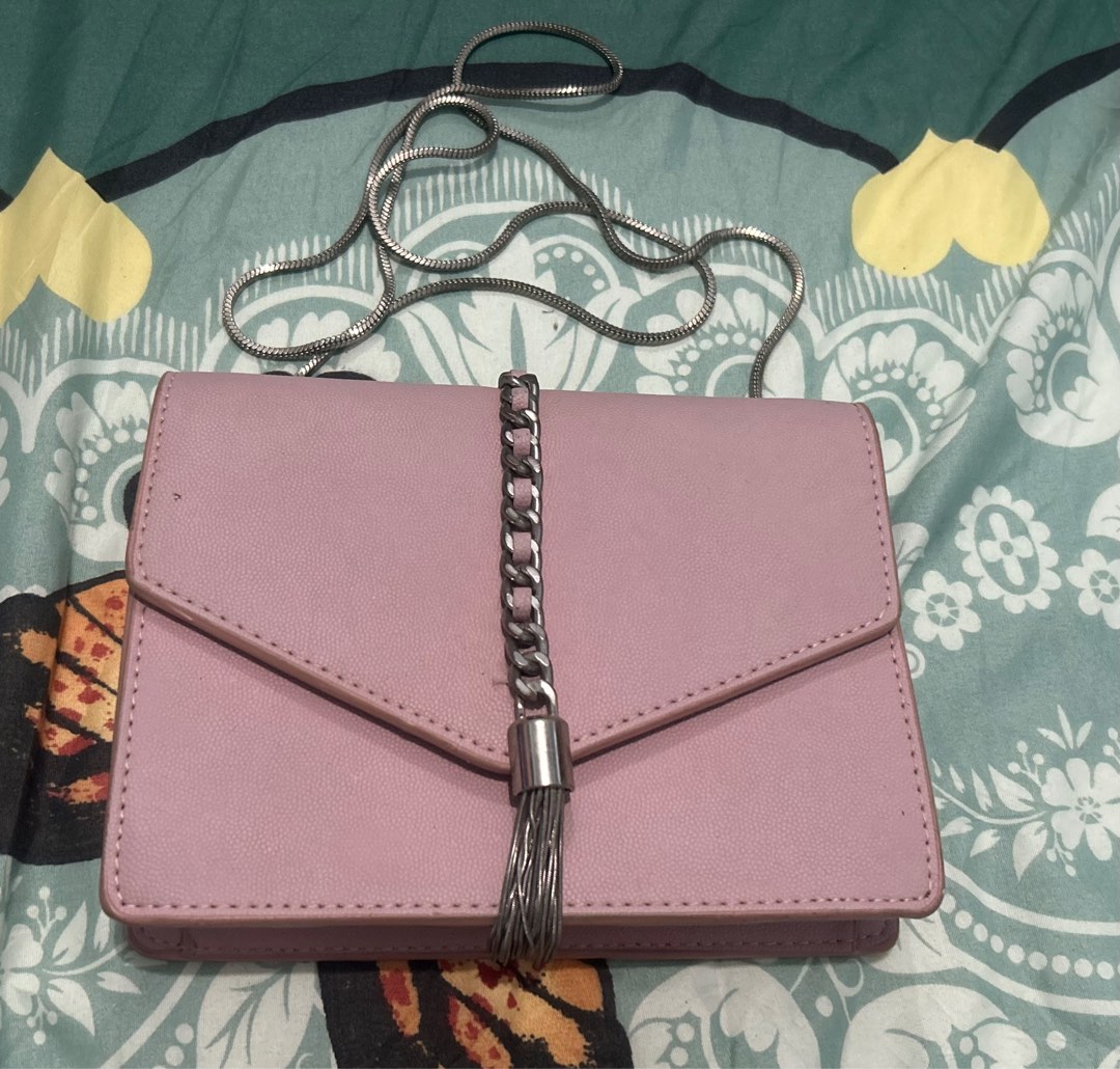 Charles and Keith Clutch, Women's Fashion, Bags & Wallets, Clutches on