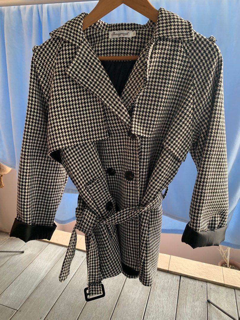Checkered outer coat Women s Fashion Coats Jackets and