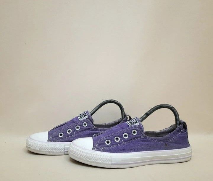Converse slip on 39 5 top