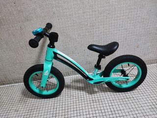 （分類：）位於 。 由 bfchoi 提交（商品編號 1251724756，圖片 1）。簡介： 。