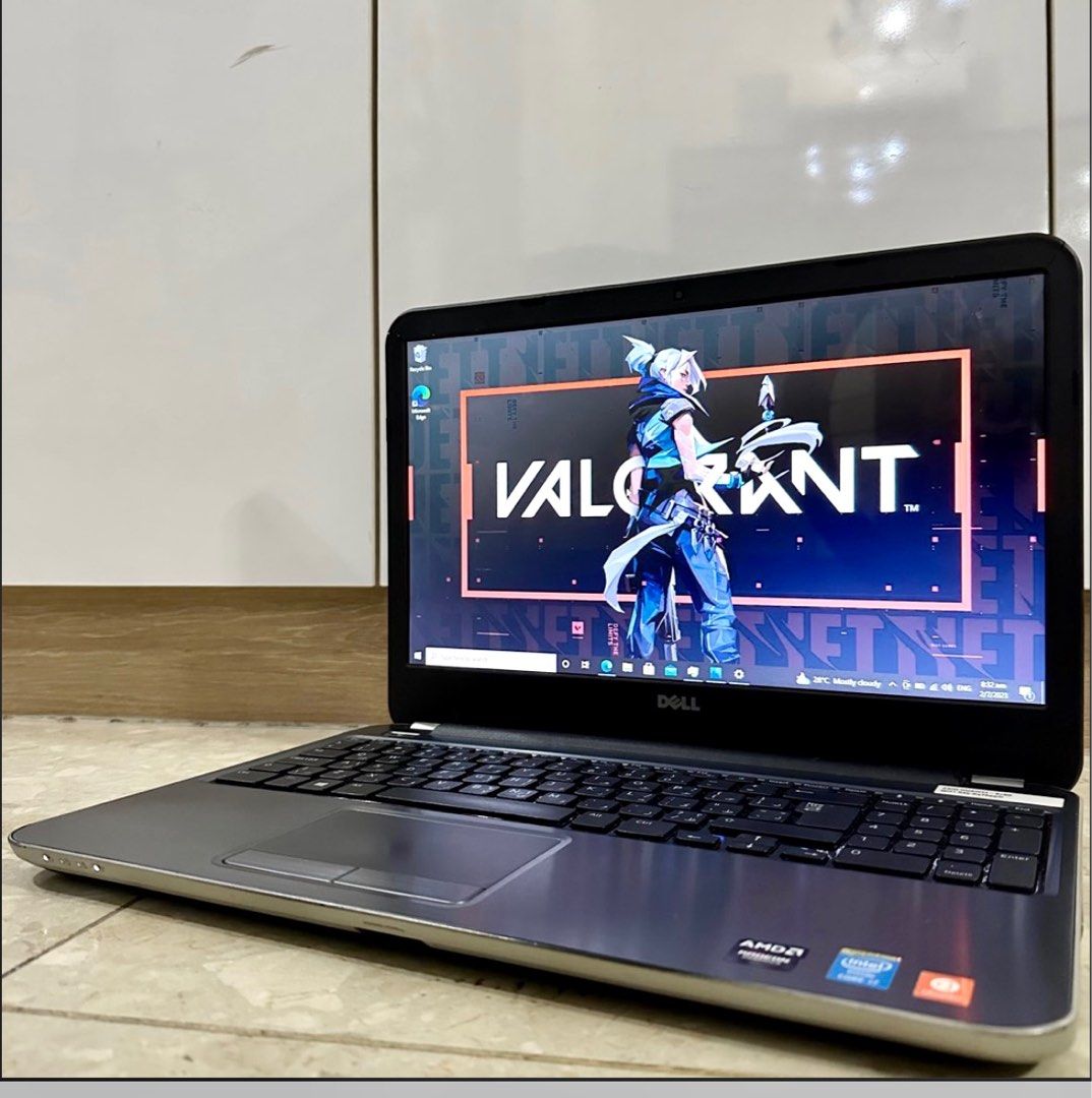 Dell 15 i7 4th Gen CPU Gaming Laptop Radeon 8850M GD5 GPU 8GB DDR3L Memory 1TB Storage