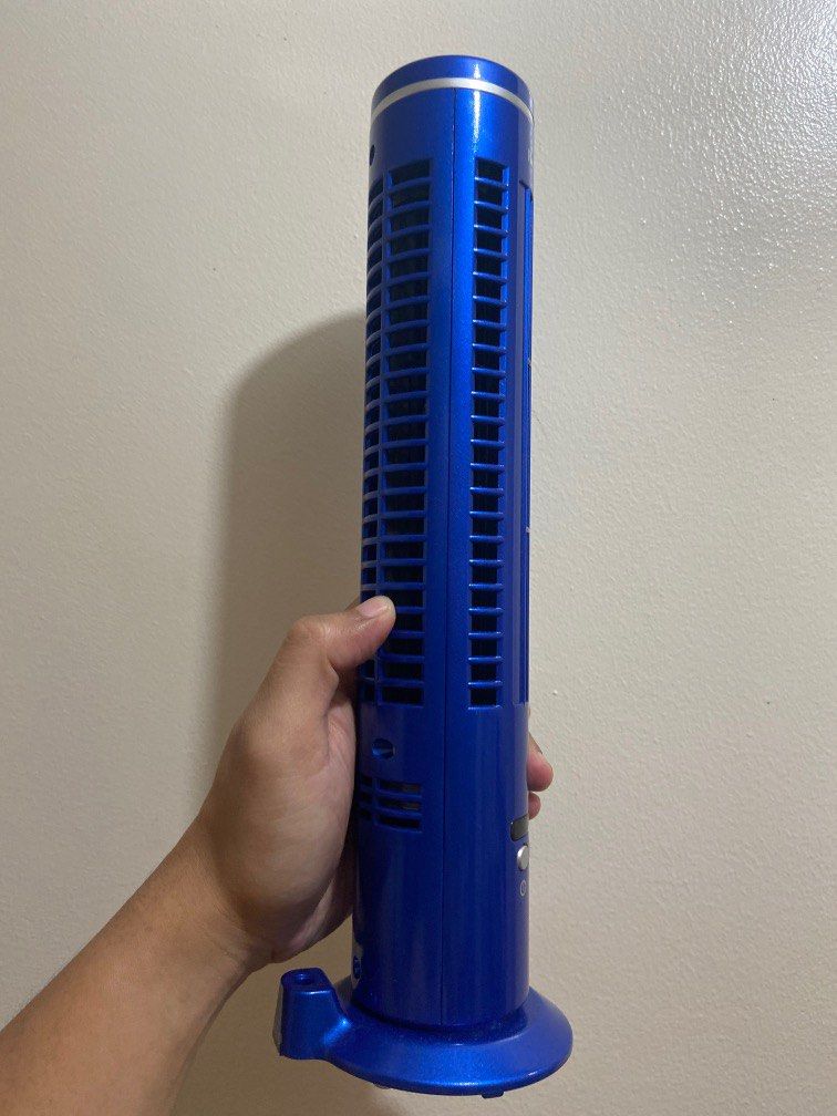 Desktop Electric Tower Fan (Category: Office Furniture & Fixtures) located in Quezon City. Submitted by declutterprince (Listing ID 1251698209, Image 2). Description: Desktop Electric Tower Fan Perfect fit for your work from home set-up.