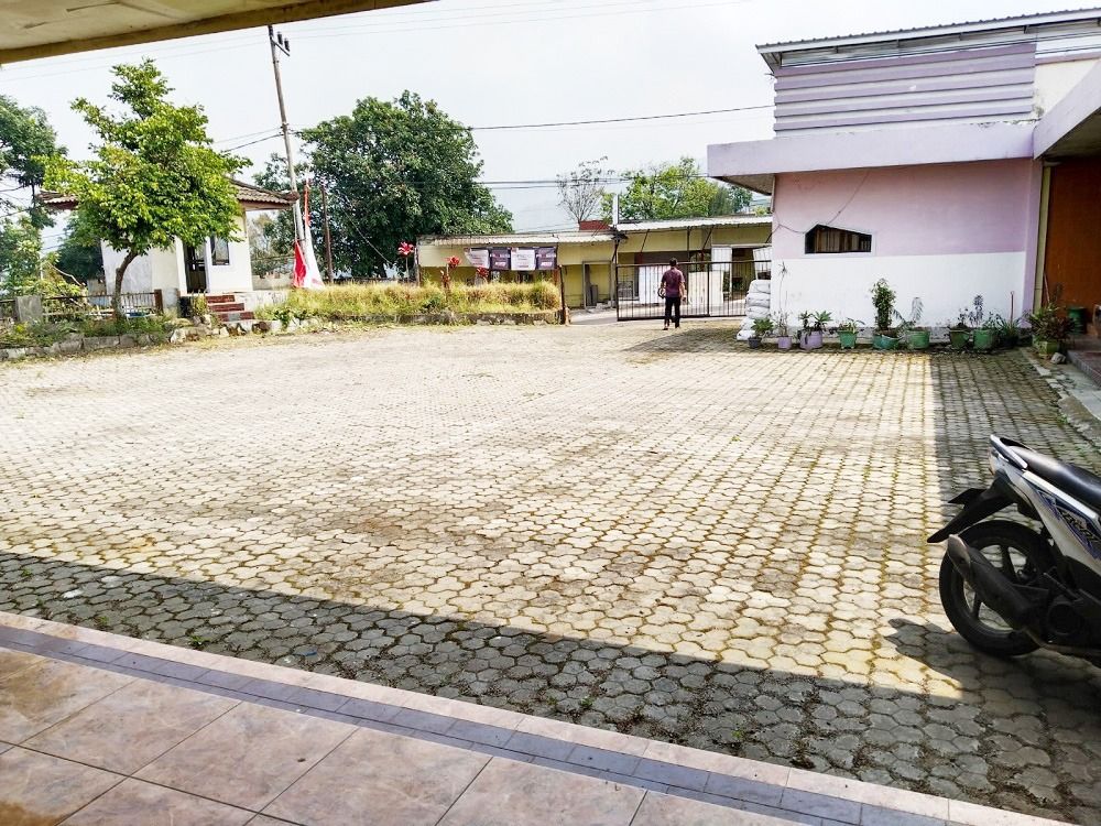 dijual_murah_hotel_50_kamar_di_1693267952_244cc30a_progressive