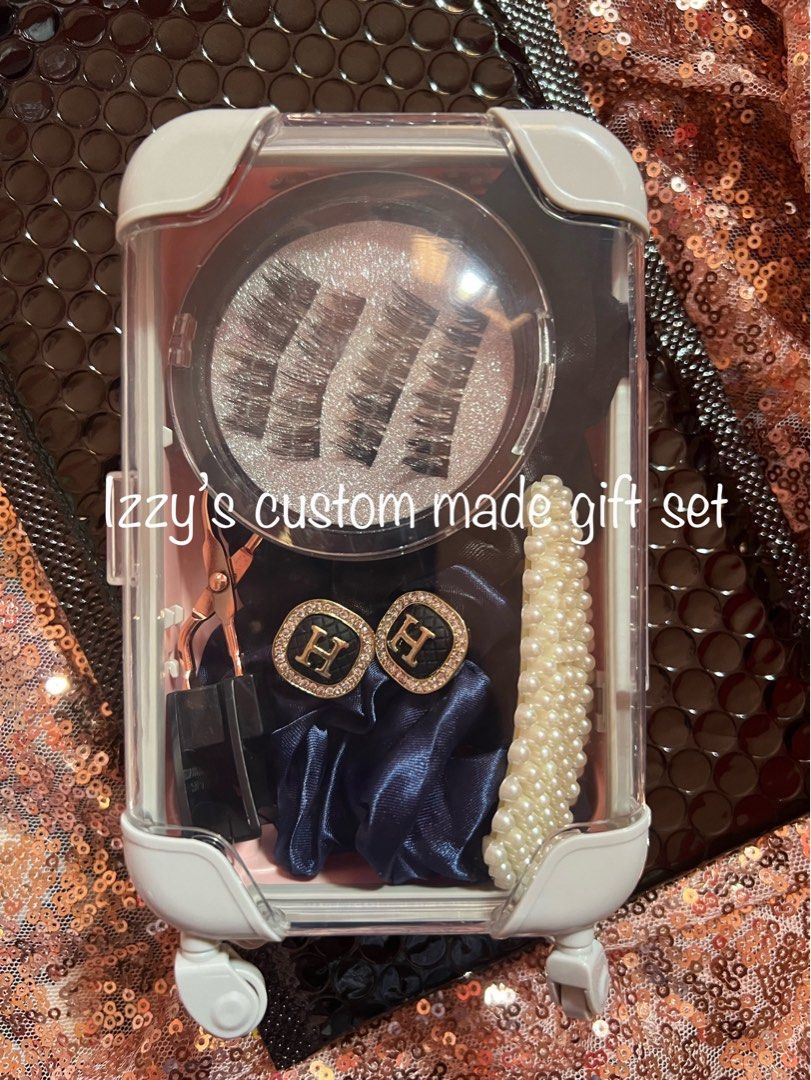 Fake eyelash sales gift set