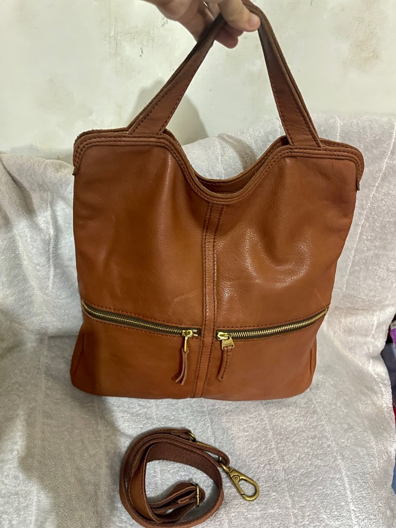 FOSSIL 2way leather bag on Carousell