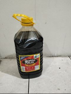 Gallons soy sauce