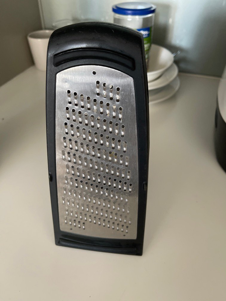 Garlic crusher, TV & Home Appliances, Kitchen Appliances, Other Kitchen