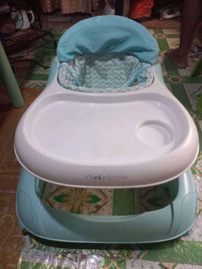 Giant Carrier Clovis Walker (Category: Other Kids Furniture) located in Marikina City. Submitted by Migstuff (Listing ID 1211757420, Image 3). Description: Giant Carrier Clovis Walker selling it for 700 adjustable/foldable detachable chair kya pwede nyo labhan. detachable din po yung toys. issue: No lights and sounds. some minor scratches. missing one spare wheel but not affected nman yung pag andar nya. still safe gamitin. some dark pots on the 