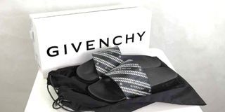 Givenchy Chain Print Slides *CLEARANCE SALE*