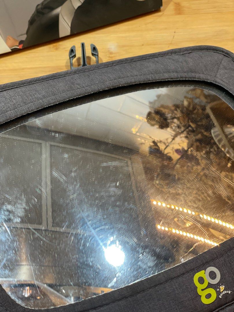 Goldbug dual store facing mirror